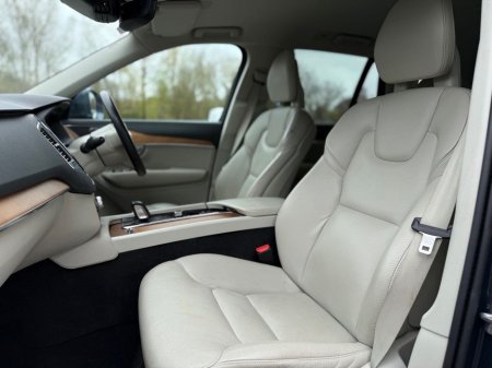 2021 Volvo XC90 - thumbnail 6