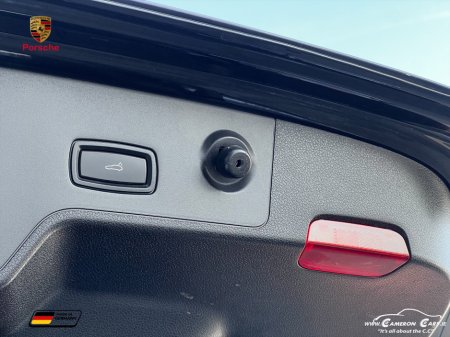 2022 Porsche Panamera - thumbnail 10