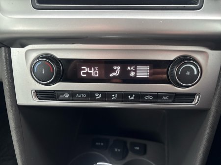 2017 Volkswagen Polo Polo *Beats Edition* 1.2 Petrol Automatic €13,950 thumbnail