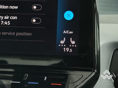 2023 Volkswagen ID.3 Life 204HP 58kWh €21,950 thumbnail