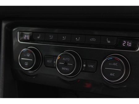 2017 Volkswagen Tiguan - thumbnail 13