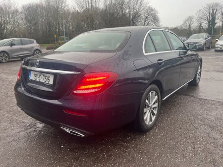 2019 Mercedes-Benz E Class AVANTGARDE LOW LOW MILEAGE 63,000 KM €30,950 thumbnail