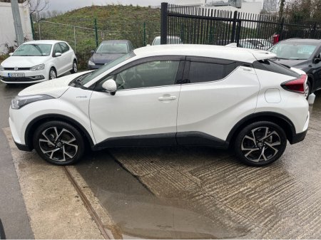 2019 Toyota C-HR 1.8 HYBRID AUTO LOW KM FULL LEATHER €19,950