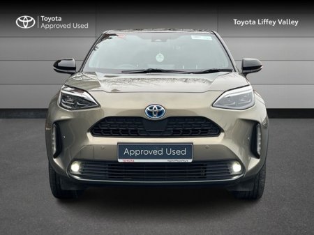 2024 Toyota Yaris Cross YARIS CROSS LUNA SPORT €30,950 thumbnail