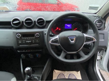 2019 Dacia Duster - thumbnail 4