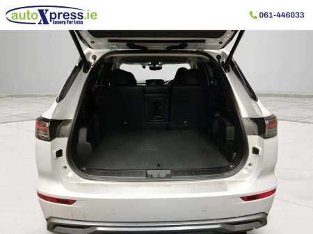 2024 Mitsubishi Outlander 4WD PHEV G, Low mileage, Reversing camera thumbnail