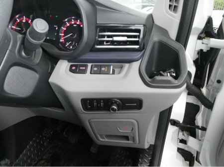 2026 Maxus Deliver 9 BOXBODY WITH TAIL LIFT BUILD OPTIONS AVAILABLE thumbnail