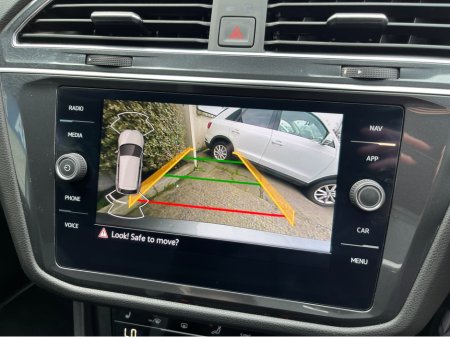 2023 Volkswagen Tiguan - thumbnail 20