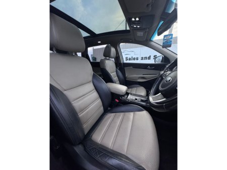 2017 Kia Sorento - thumbnail 17