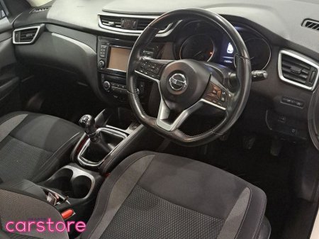 2018 Nissan Qashqai 1.2 PET SV thumbnail