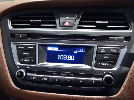 2015 Hyundai i20 - thumbnail 15