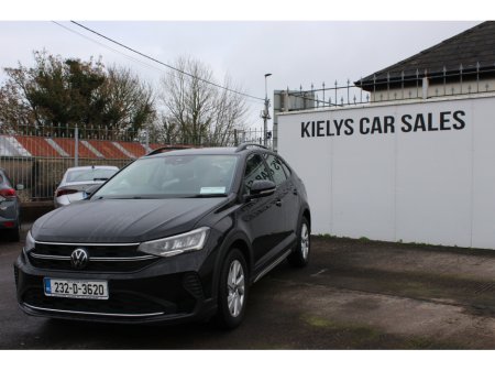 2023 Volkswagen Taigo - view 2