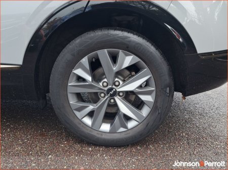 2024 Kia Sportage Hybrid €40,900 thumbnail