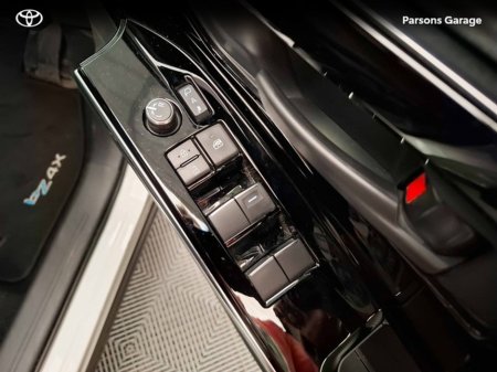 2023 Toyota bZ4X SPORT 4DR AUTO €31,995 thumbnail