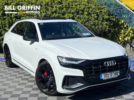2020 Audi Q8 S-LINE QUATTRO 3.0 TDI 286HP // OPENING PAN ROOF // S-LINE SUPERSPORT SEATS // 22" RSQ ALLOYS
