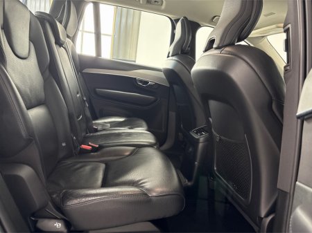 2022 Volvo XC90 2.0 T8**7 SEATER**BLACK LEATHER INTERIOR**FRONT HEATED ELECTRIC MEMORY SEATS**HEATED MULTIFUNCTIONAL STEERING WHEEL**TOUCH SCREEN DIGITAL MEDIA DISPLAY**REVERSE CAMERA*KEYLESS START*ELECTRIC TAILGATE* €53,995 thumbnail