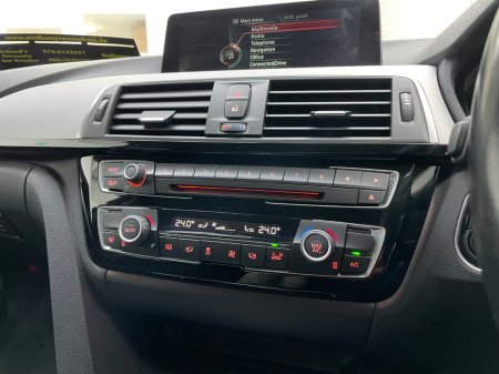 2016 BMW 3 Series - thumbnail 24