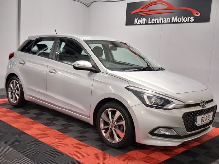 2016 Hyundai i20 DELUXE - LOW KLMS €10,995 thumbnail