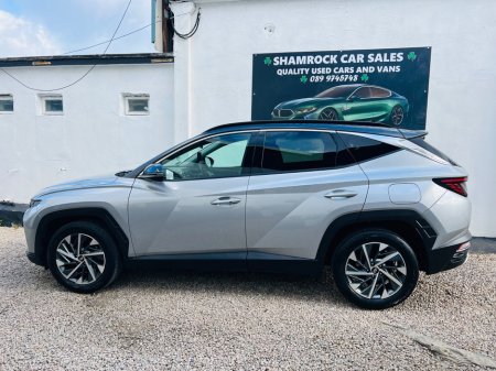 2022 Hyundai Tucson - thumbnail 2