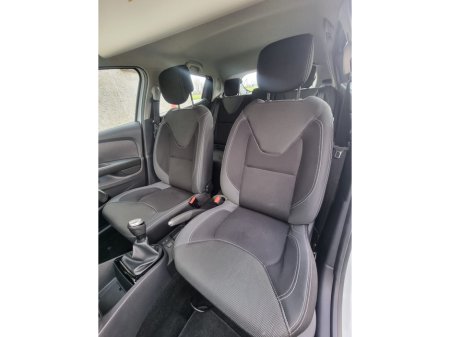 2019 Renault Clio 2019 RENAULT CLIO 1.0L NCT&TAXED FOR 1YR! €9,990 thumbnail