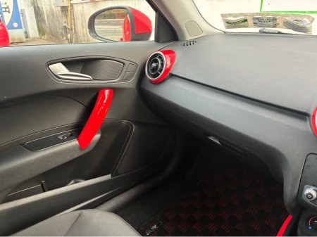 2015 Audi A1 DBA-8XCHZ 5DR AUTO €12,900 thumbnail