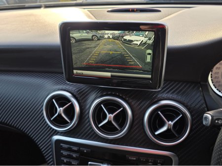 2014 Mercedes-Benz A Class A180 AMG INTERIOR HALF LEATHER SEATS / HI SPEC / SYSTEM LOW ROAD TAX BAND / SIMI DEALER thumbnail