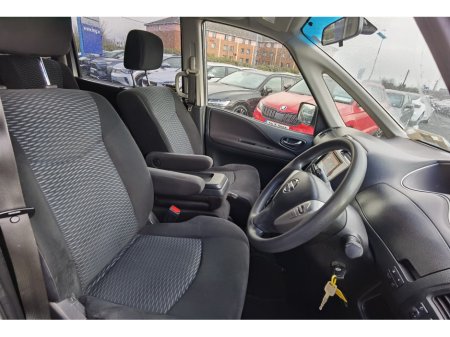 2013 Nissan Serena 2.0 AUTOMATIC **8 SEATER** PETROL HYBRID - FINANCE AVAILABLE - CALL US TODAY ON 01 492 6566 OR 087-092 5525 €9,950 thumbnail