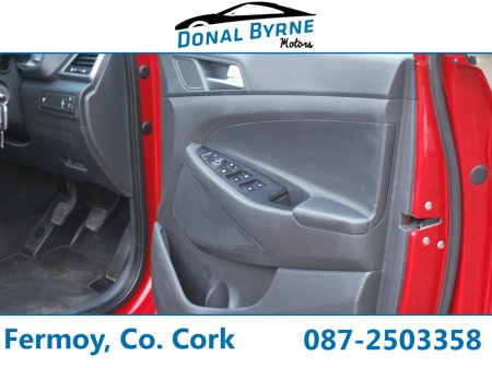 2017 Hyundai Tucson IX35 1.7 PREMIUM 5DR €15,950 thumbnail