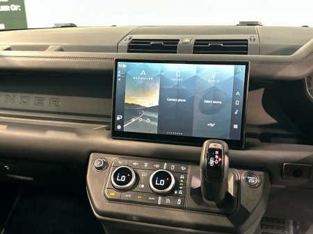 2026 Land Rover Defender - thumbnail 11