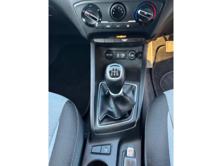 2016 Hyundai i20 - thumbnail 18