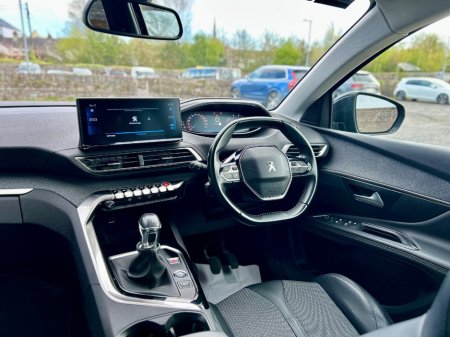 2022 Peugeot 3008 - thumbnail 10