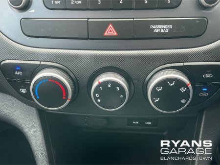 2018 Hyundai i10 1.2 SE 87PS 5DR AUTO ~GENUINE VERY LOW MILAGE~ €10,950 thumbnail