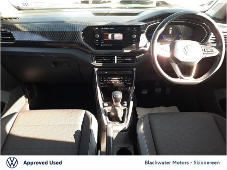 2023 Volkswagen T-Cross - thumbnail 2