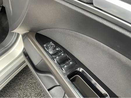 2016 Ford Mondeo - thumbnail 16