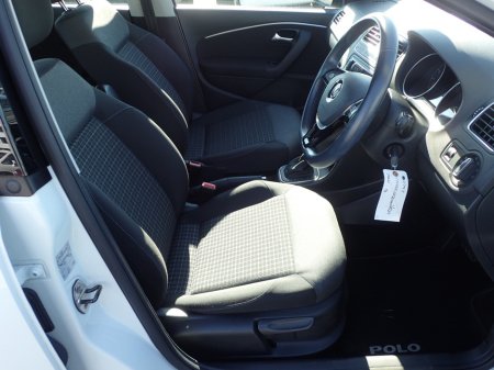 2017 Volkswagen Polo - thumbnail 5