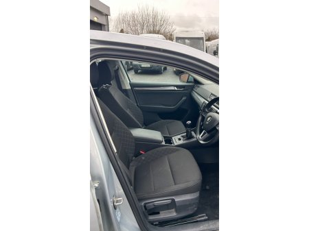 2019 Skoda Superb Manual 5 door hatchback 2.0l diesel engine €8,750 thumbnail