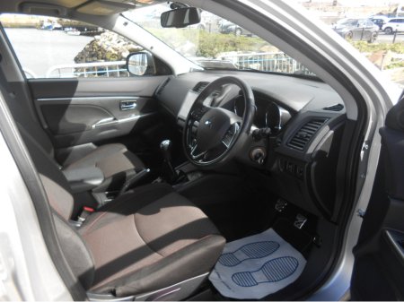 2019 Mitsubishi ASX - thumbnail 3