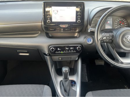 2022 Toyota Yaris 2022 Toyota Yaris 1.5 Self-Charging Hybrid €19,750 thumbnail