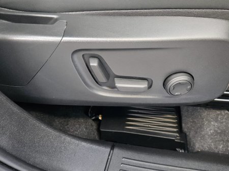 2023 Volvo XC40 - thumbnail 10