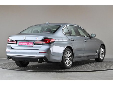 2022 BMW 5 Series - thumbnail 9