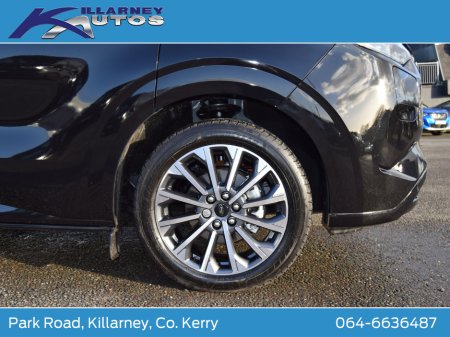 2026 Ford Tourneo Custom 2026 PHEV Tourneo Custom Limited 2.5 Auto thumbnail