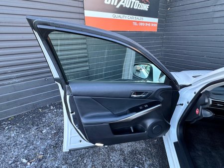 2013 Lexus IS 300 h 2.5 HYRBID €14,995 thumbnail