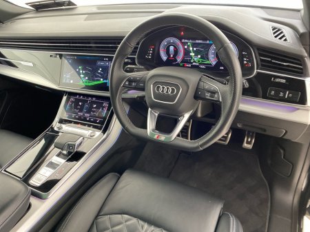 2023 Audi Q8 S-Line Quattro €75,500 thumbnail