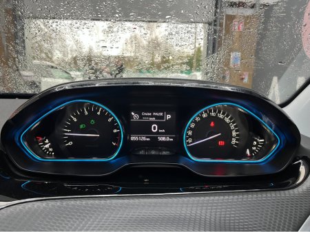 2018 Peugeot 2008 €15950 2018 PEUGEOT 2008 ALLURE 1.2 AUTOMATIC / CRUISE CONTROL / PARKING AID AND MORE €15,950 thumbnail