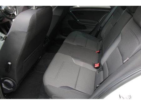 2016 Volkswagen Golf - thumbnail 19