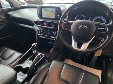 2019 Hyundai Santa Fe - thumbnail 10