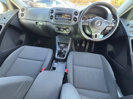 2014 Volkswagen Tiguan - thumbnail 19