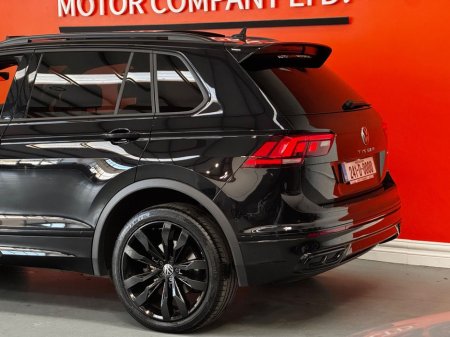 2024 Volkswagen Tiguan - thumbnail 10