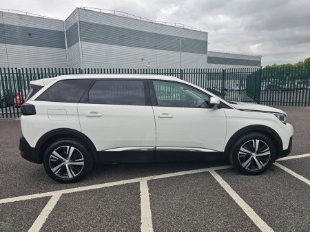 2020 Peugeot 5008 - photo 6