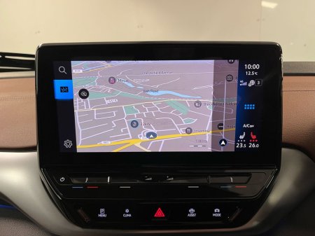 2021 Volkswagen ID.4 Style 52kWh 148HP - Reversing Camera - Sat Nav - Climate Control - Heated Seats - Keyless Start - Apple CarPlay/Android Auto €21,950 thumbnail